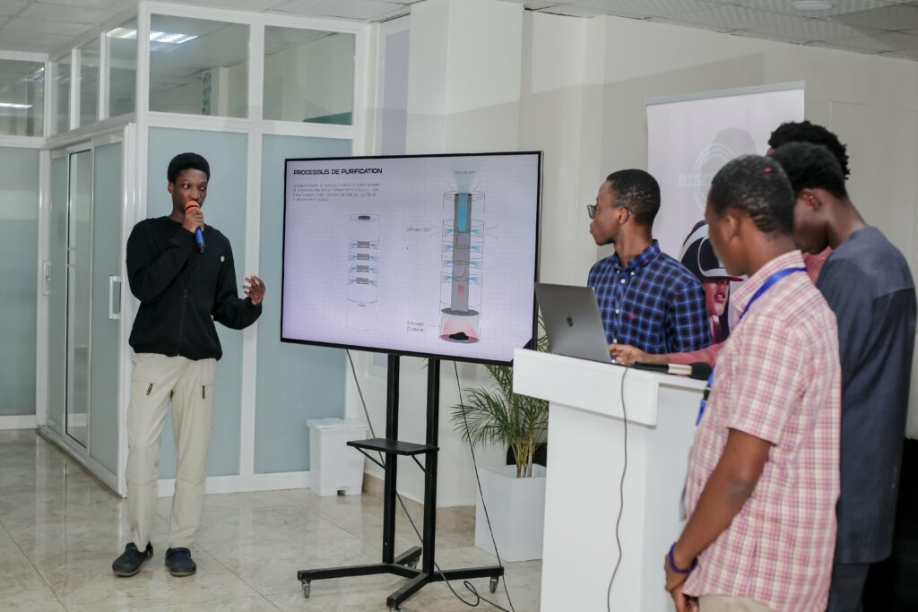 Discovery 2024 Epitech Bénin Africa Design Scool Smart Cities des étudiants présentent leurs projets 